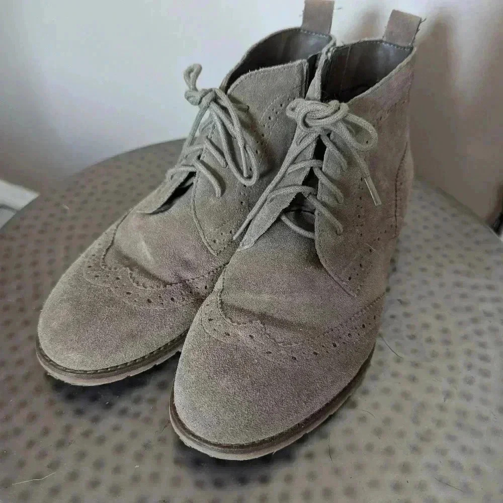 MICHAEL Michael Kors Addyson Leather Bootie Boot Sz: 7.5